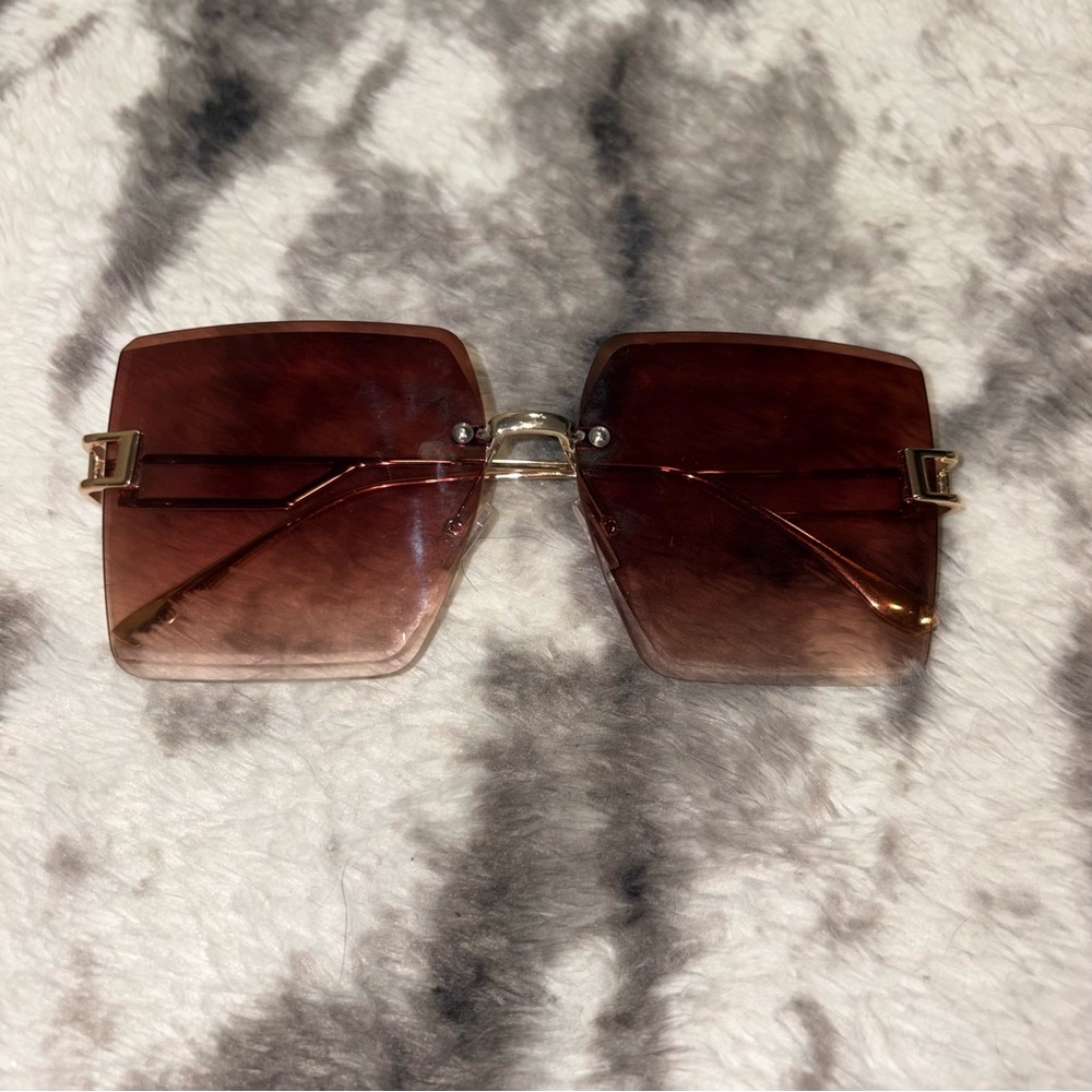 Stylish Brown Sunglasses